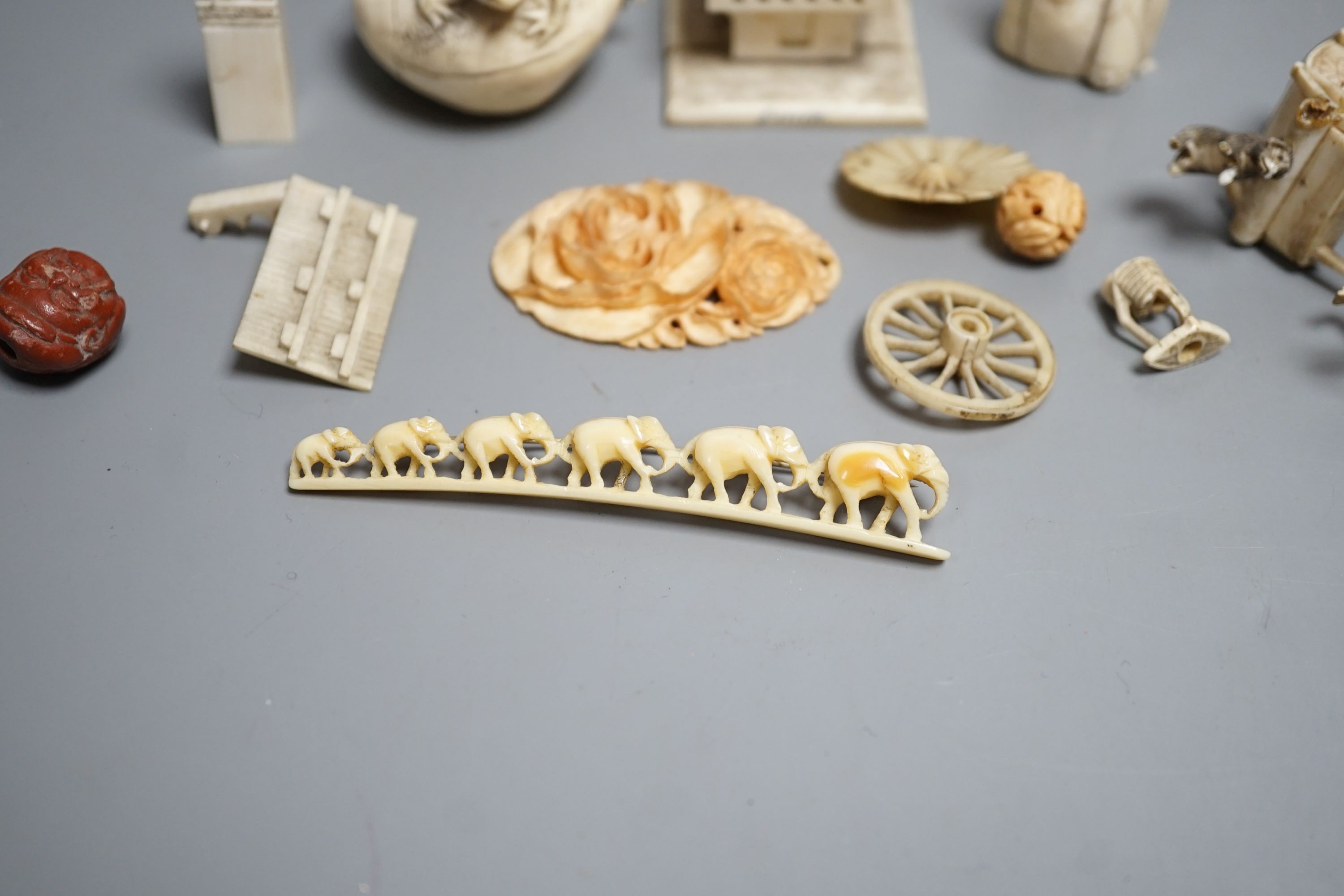 A Japanese ivory skull and toad okimono, various Chinese and Japanese ivories, late 19th/early - Image 2 of 8