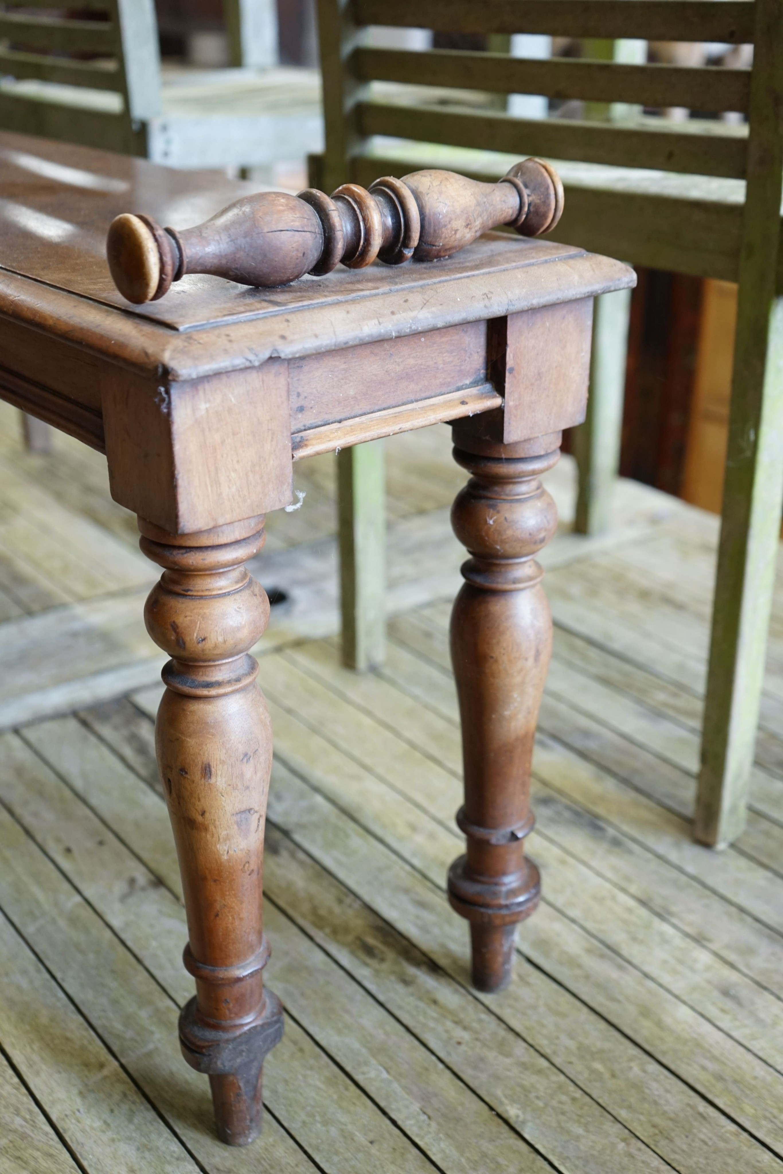 A Victorian mahogany window seat, length 122cm, depth 28cm, height 50cm - Image 2 of 3