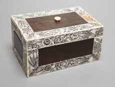 A 19th century Vizagapatam Ivory and rosewood box and cover - 7cm tall