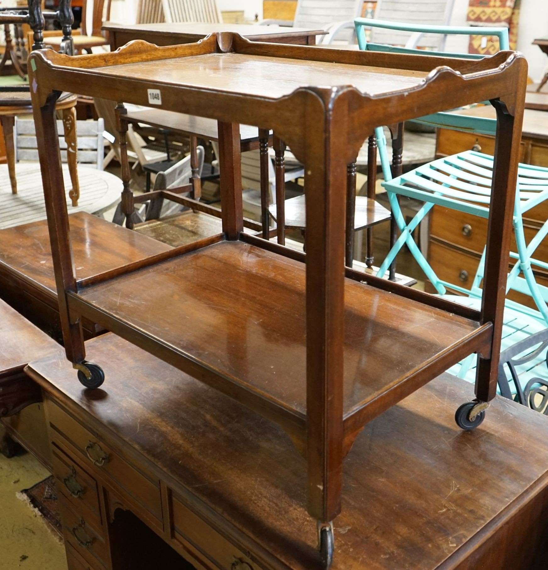 A late Victorian mahogany kneehole desk, length 107cm, height 80cm - Image 7 of 10