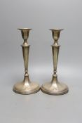 A pair of George V silver candlesticks, Fordham & Faulkner, Sheffield, 1911, height 25.8cm,