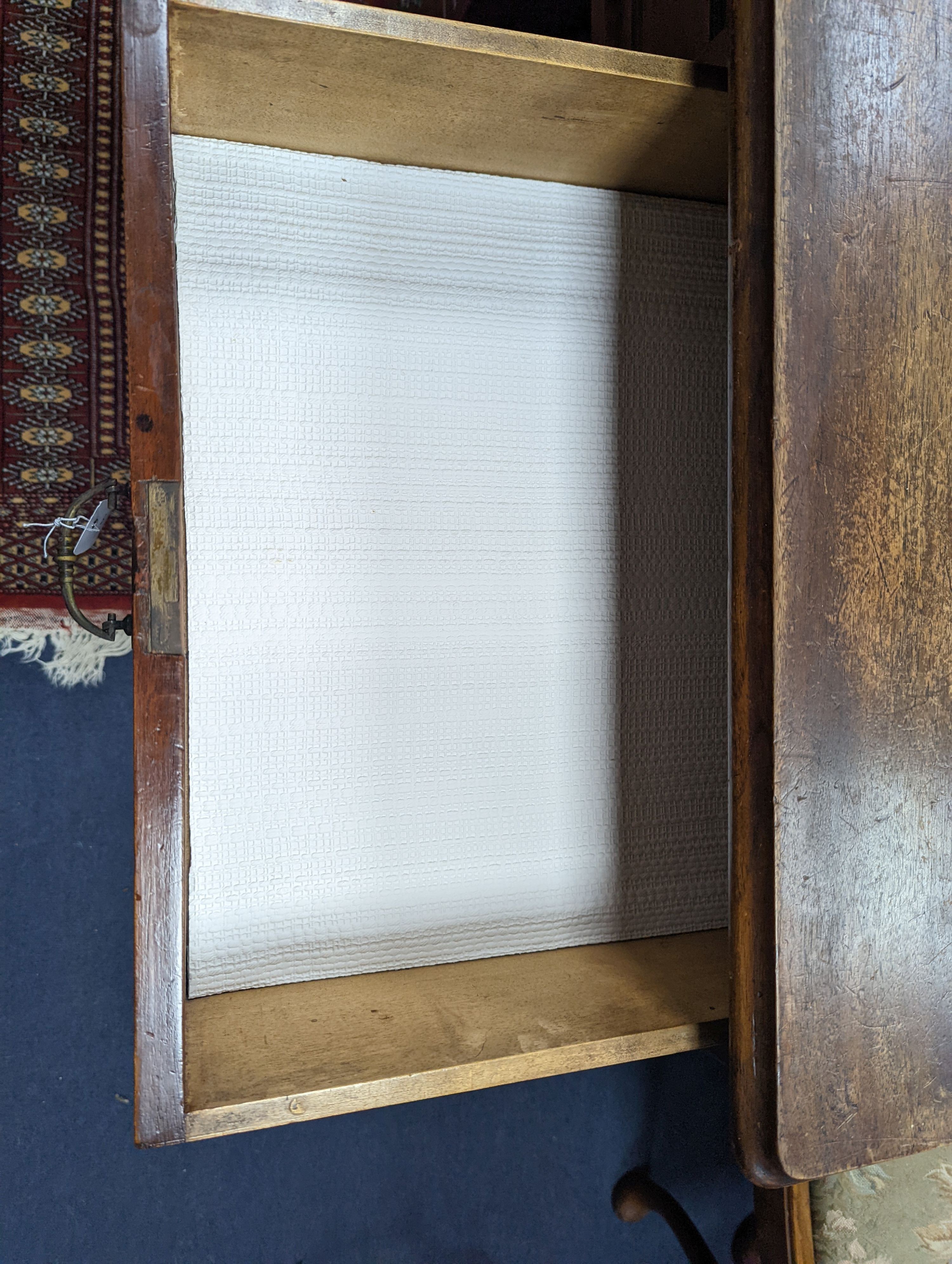 A late Victorian mahogany kneehole desk, length 107cm, height 80cm - Image 6 of 10