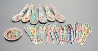 A collection of Chinese Straits porcelain spoons and a dish