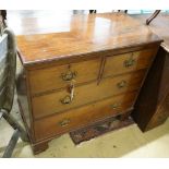 A small George III mahogany chest of drawers, width 87cm, depth 46cm, height 84cm