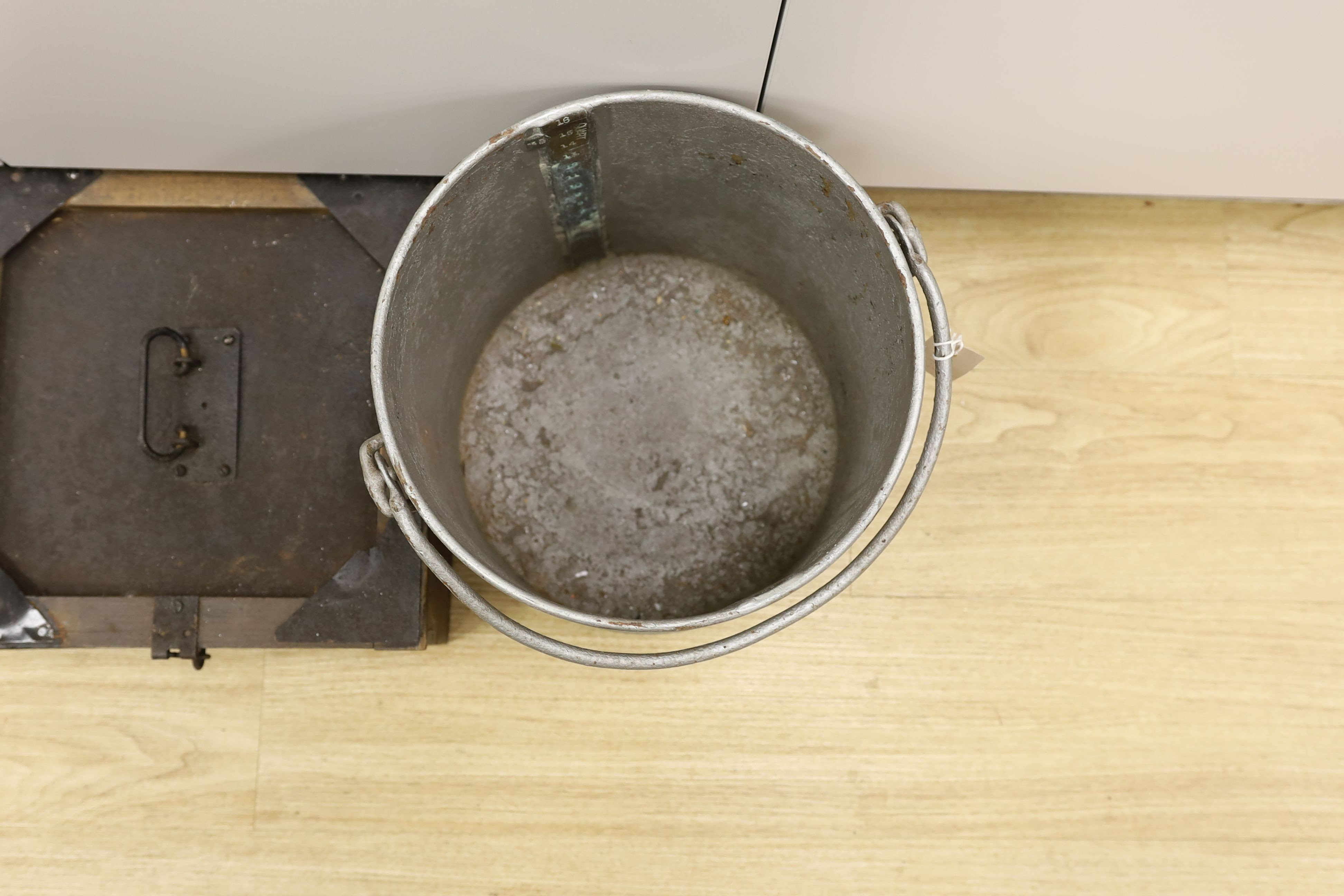 A brass mounted galvanised four gallon bucket and a case of milk sample bottles,Galvanised bucket 31 - Image 3 of 4