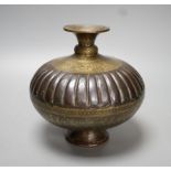 An 18th century Indian ganga jumna lota vessel, 18cm