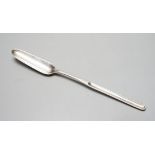 A George III silver marrow scoop, I.B.London, 1805, 21.5cm.