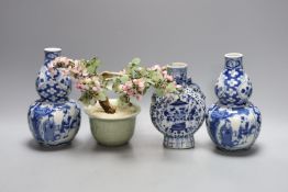 A pair of Chinese blue and white double gourd vases, similar moonflask and flower ornament 18cm