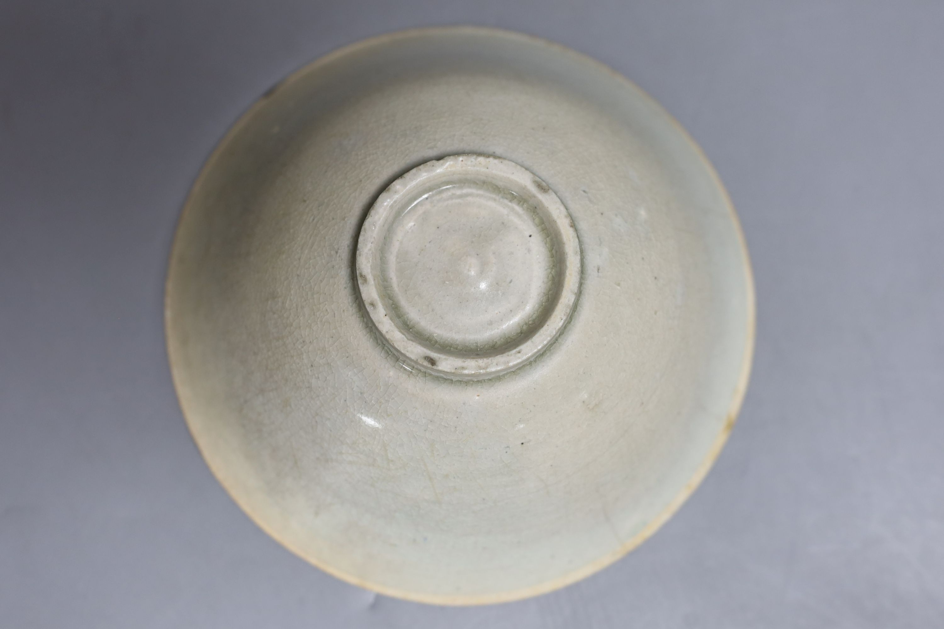 A Chinese Qingbai bowl and a Ge ware type shell dish, Yuan dynasty or later. Largest 18cm diameter - Image 6 of 6