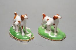Two Chamberlains porcelain toy models of a pointer, c.1847-52,one with leaf moulded flat base,