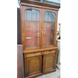 A Victorian mahogany bookcase, width 121cm depth 46cm height 224cm