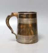 A George III silver mug, with two reeded bands, John Robins, London, 1793, 11.4cm, 363 grams.