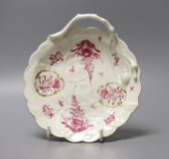 Worcester fine leaf shaped dish of blind earl type painted in Meissen style with puce flower