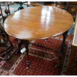 A Victorian oval mahogany Sutherland table, 102cm extended, width 90cm height 68cm