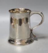 A George III silver mug, by George Smith (II), London, 1780, 11.6cm, 8.5oz.