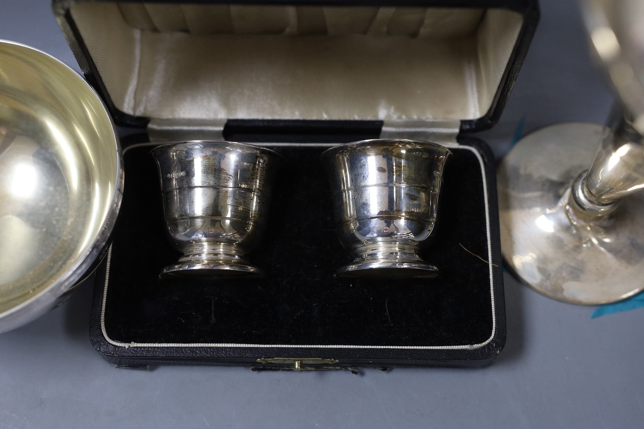 A modern silver sugar bowl, 11.2cm, 6oz a case pair of silver salts and a silver mounted trumpet - Image 3 of 4