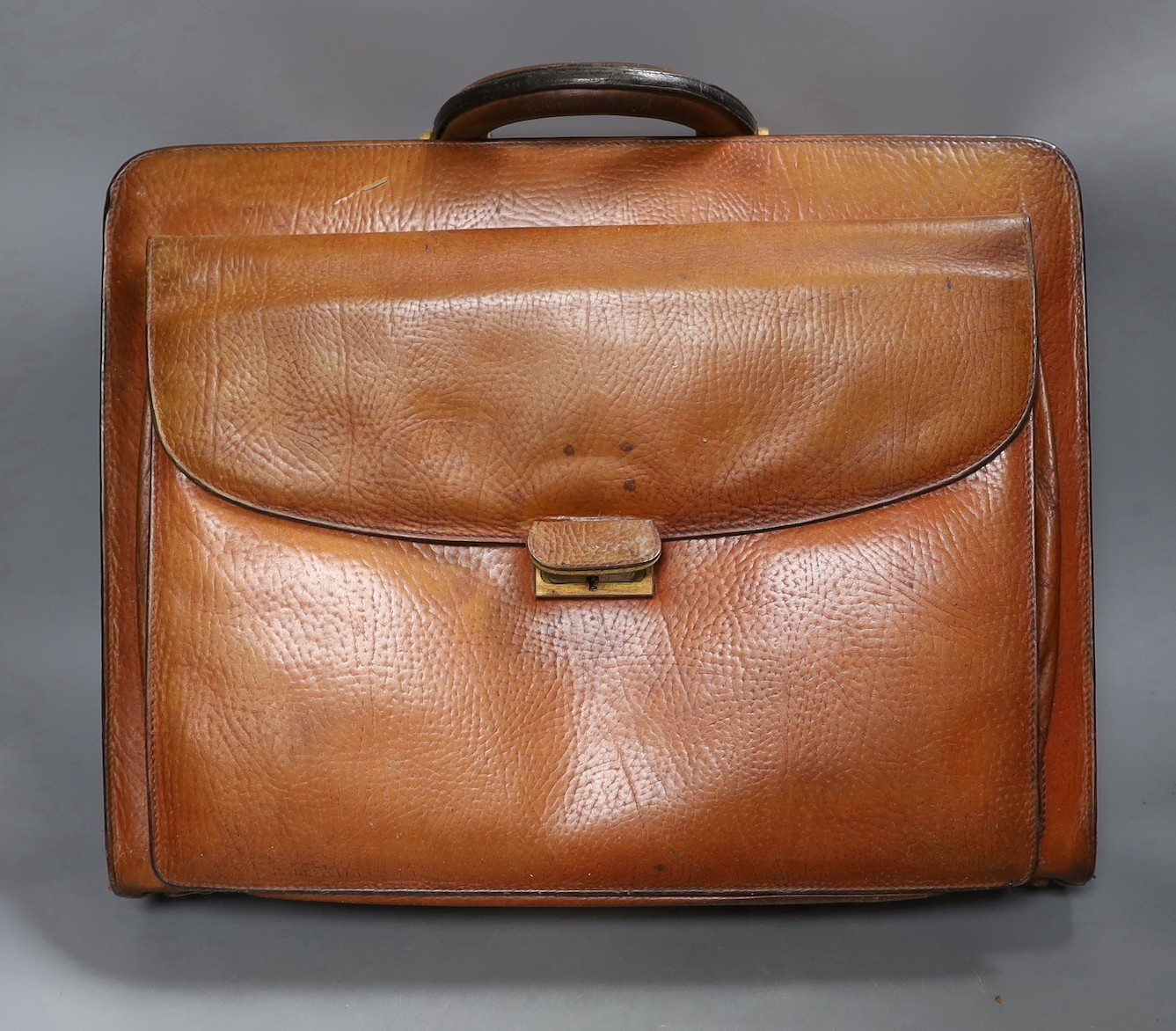 A vintage brown leather briefcase with integrated lock system, together with another Italian - Image 4 of 4