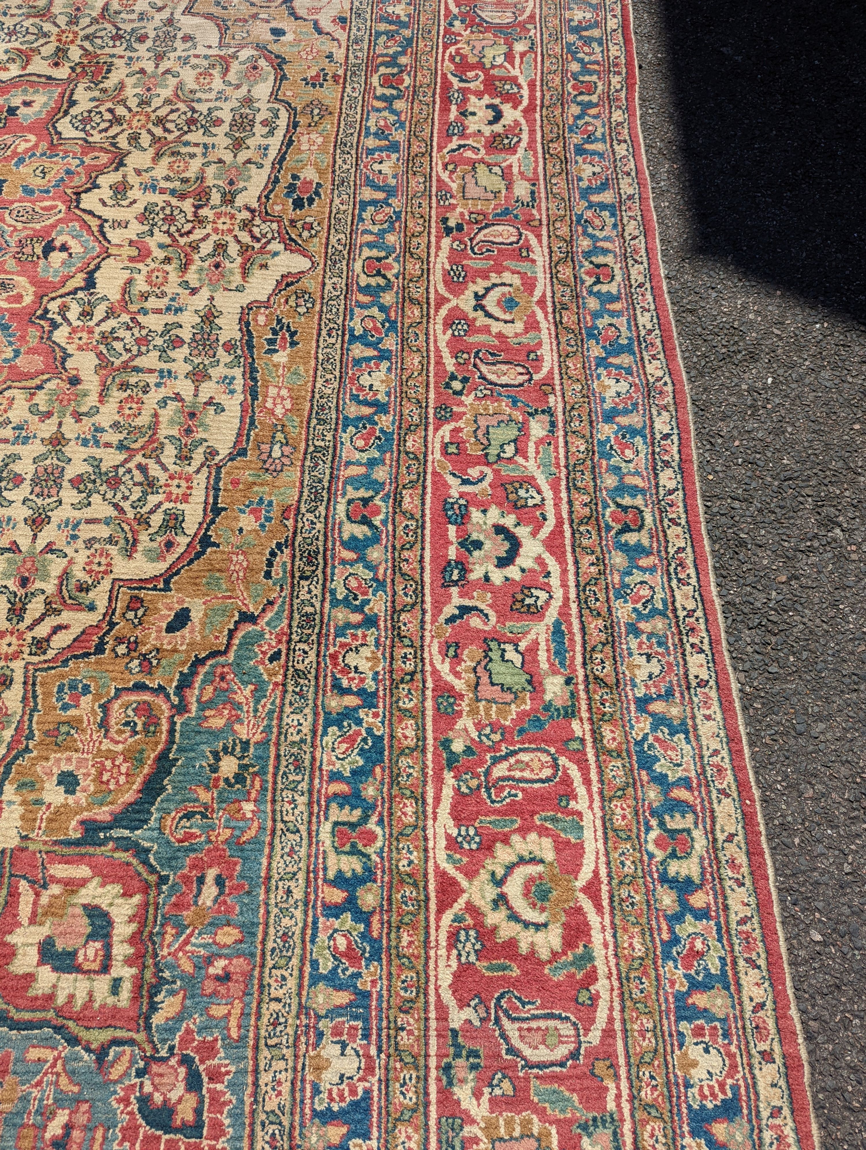 An Isfahan ivory ground carpet, 432 x 330cm - Image 6 of 19