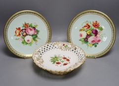 A pair of English bone china cabinet plates and a dessert comport