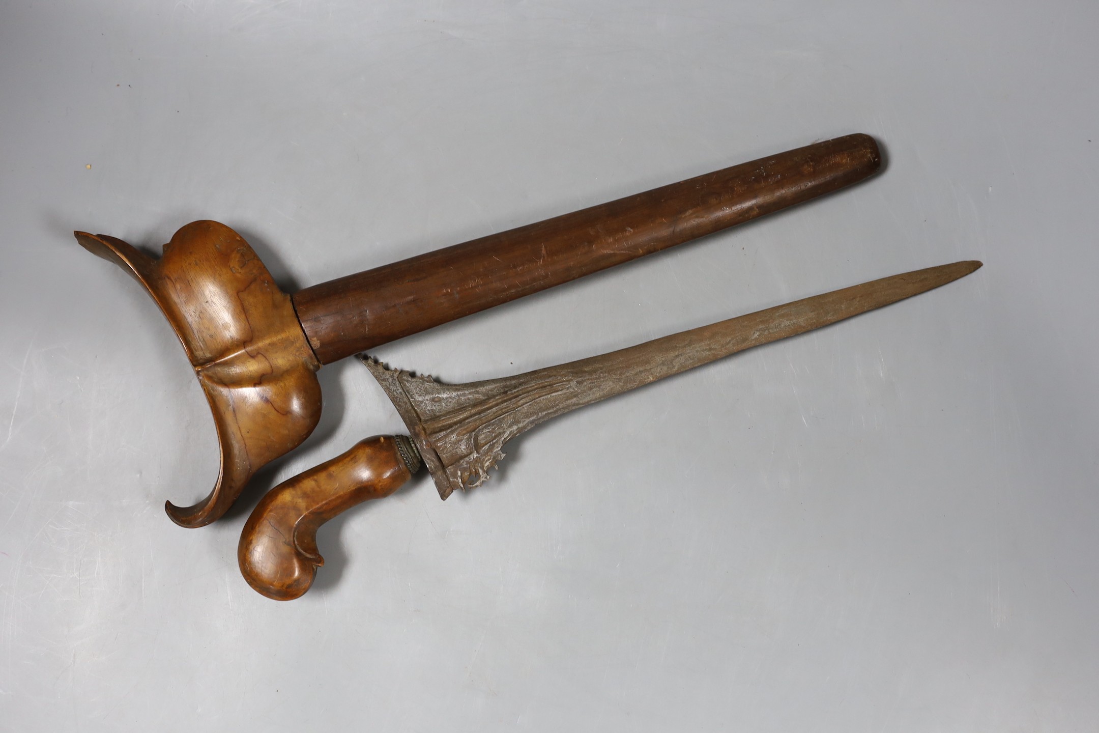 A 19th century Malayan dagger kris - Image 3 of 3