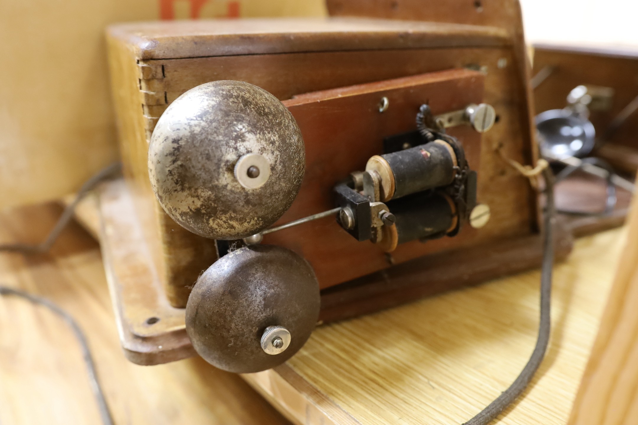 An Edwardian French wall telephone with manufacturer's stamps - Image 2 of 3