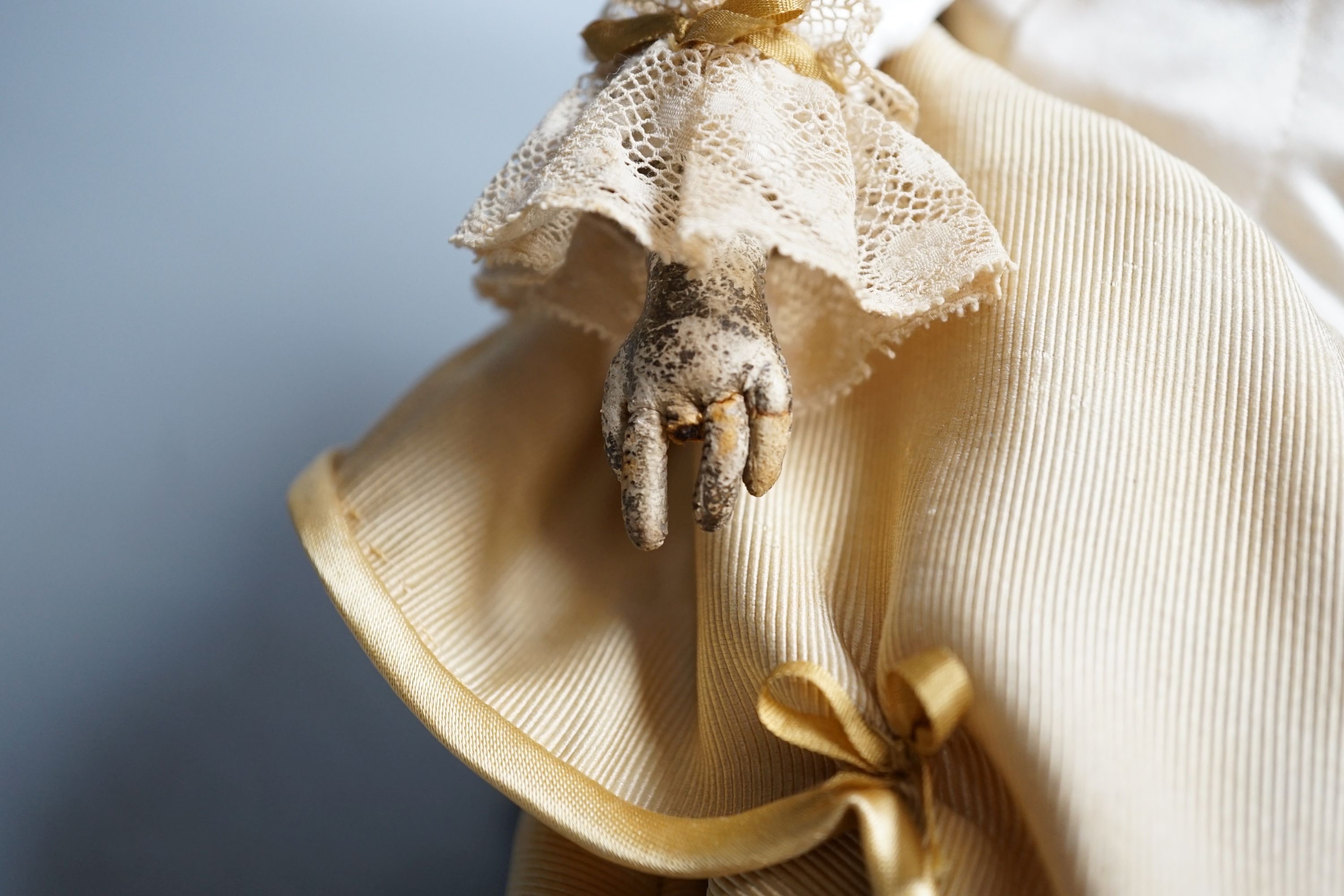 An S.G. bisque shoulder head French fashion doll c.1875, cork pate mohair wig attached, swivel neck, - Image 5 of 11