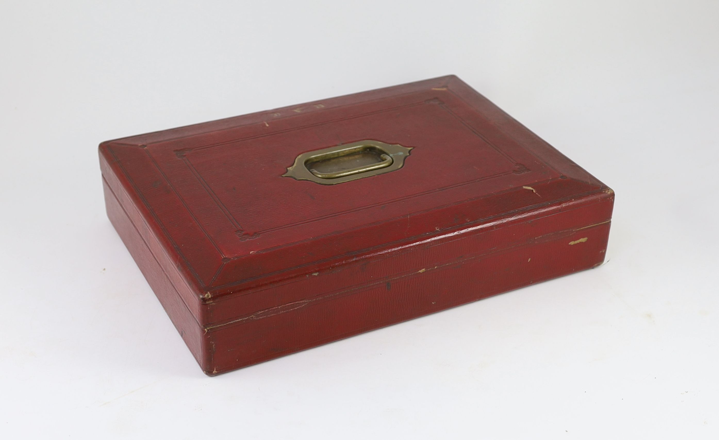 An early 20th century red morocco despatch box, formerly the property of Richard Assheton Cross, b. - Image 3 of 6