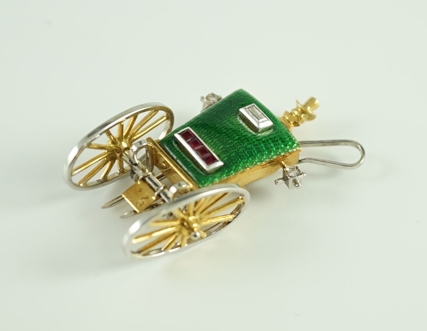 A mid 20th century Italian two colour 18ct gold, green enamel, ruby and diamond set novelty clip - Image 3 of 5