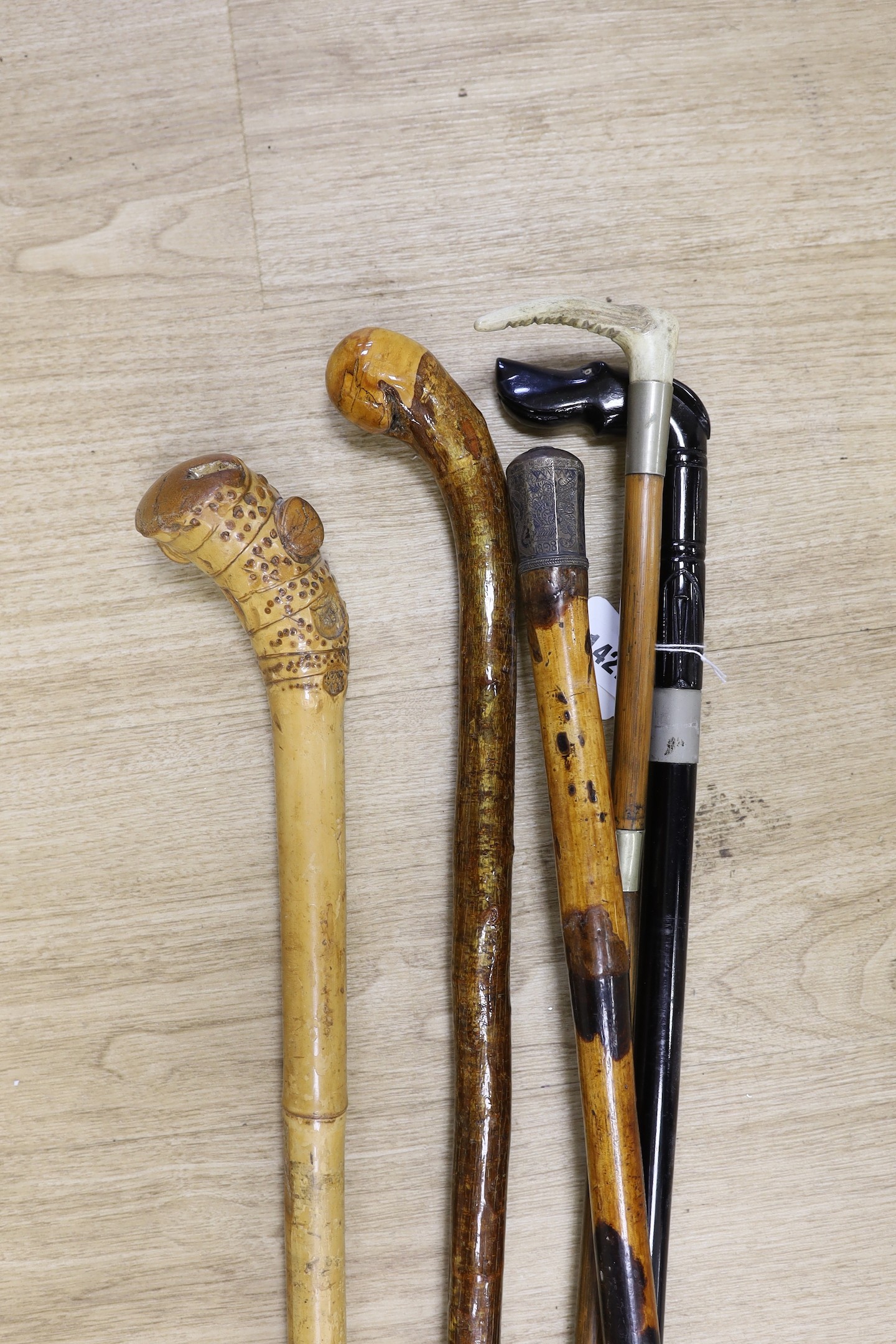 A small bundle of three walking canes - Image 2 of 2