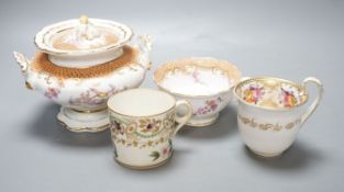 A Victorian porcelain tea service and two coffee cans,