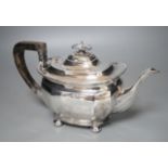 A George V silver teapot, Sheffield, 1927, gross 23.5oz.