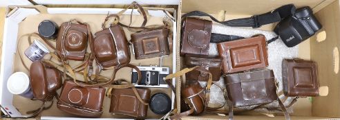 A large quantity of vintage 35mm cameras to include; Zeiss Ikonta, Voigtländer Vitomatic II, Kodak