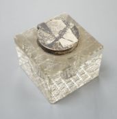 An Edwardian silver topped square glass inkwell, John Grinsell & Sons, Birmingham, 1906, width,