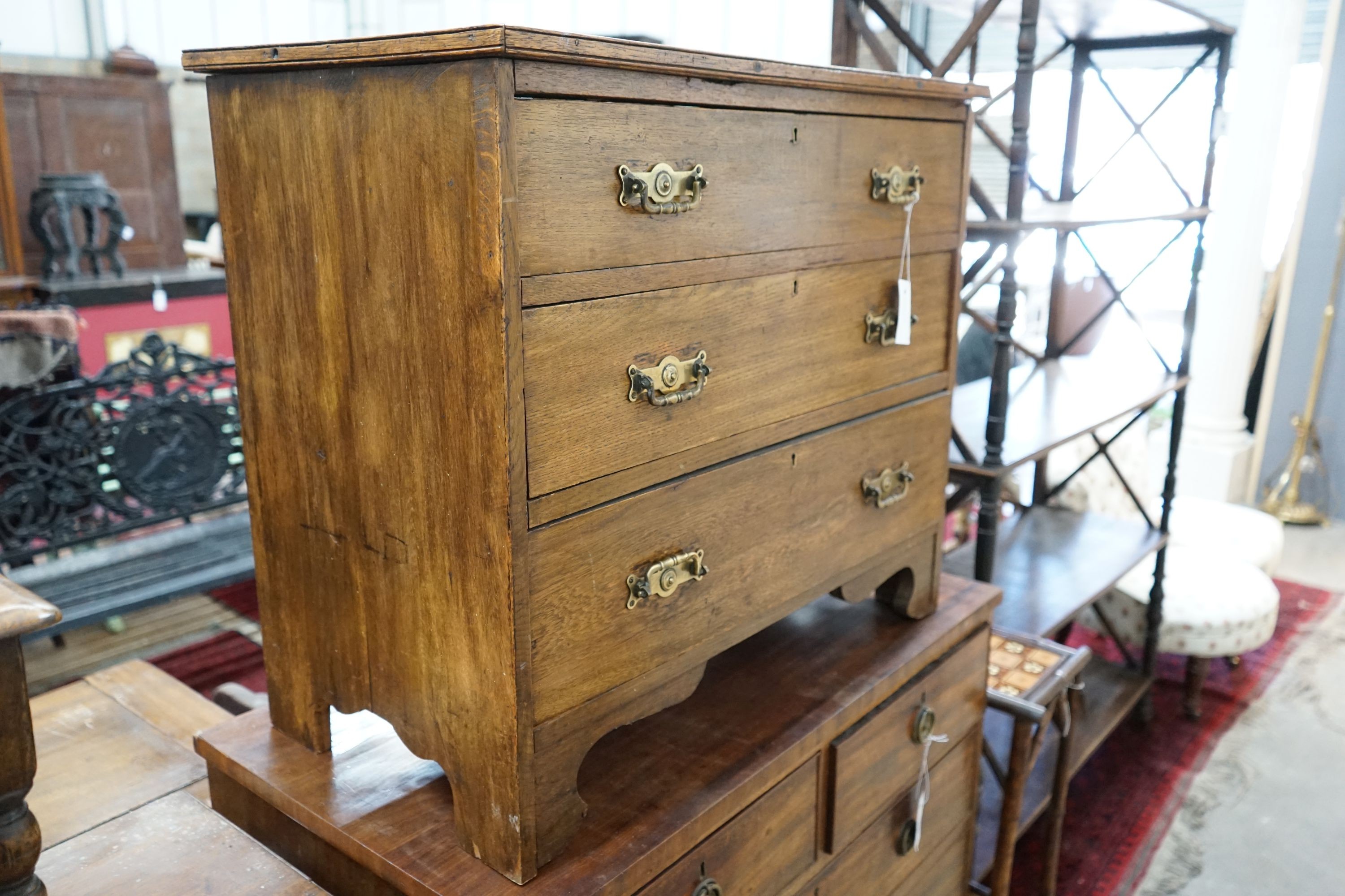 An early 20th century oak three drawer chest, width 77cm, depth 43cm, height 67cm together with an - Bild 3 aus 4