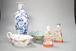 A group of Chinese ceramics, 18th/19th century