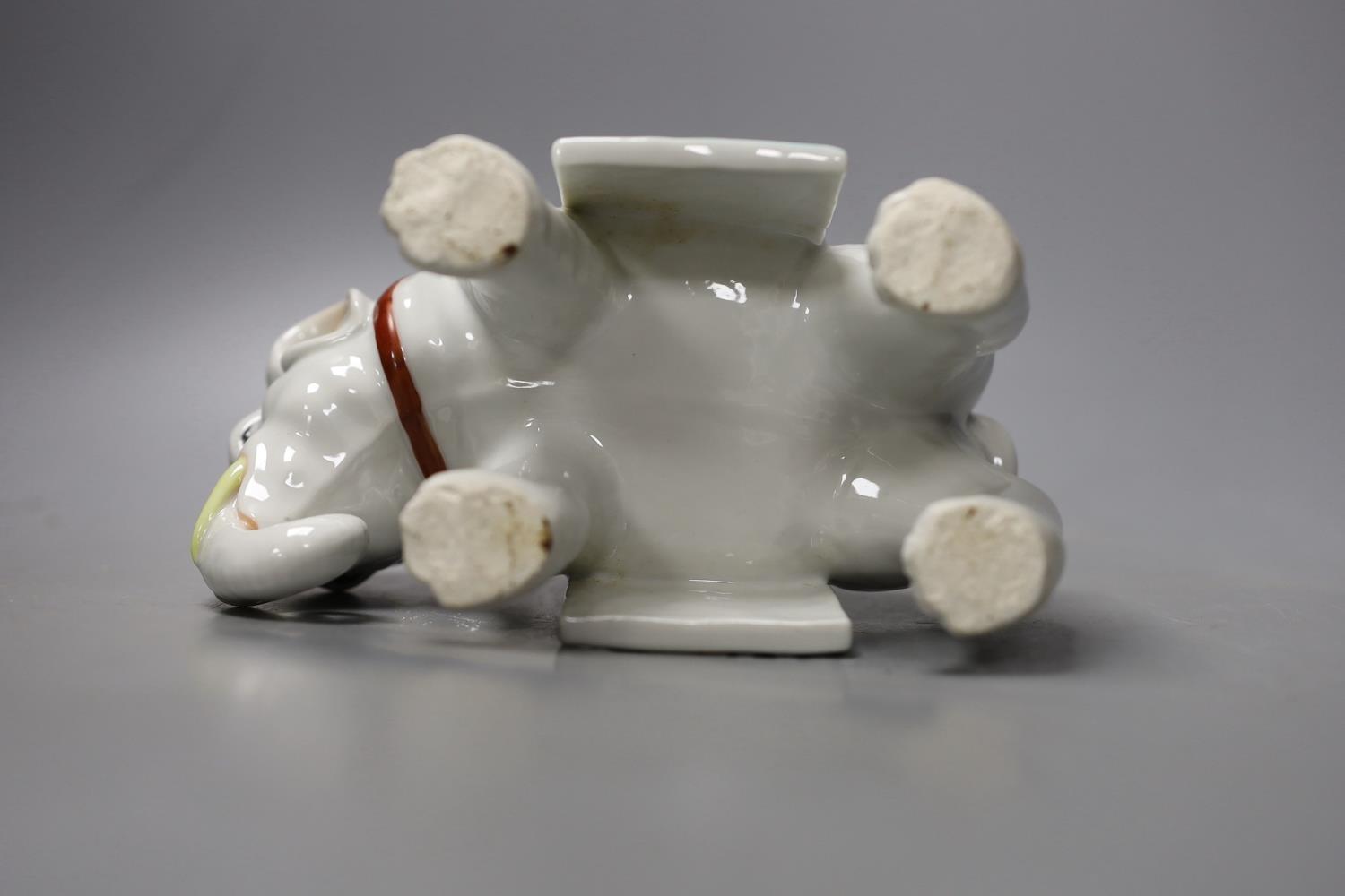 A Chinese famille rose ‘elephant’ vase,20cm high. - Image 3 of 3