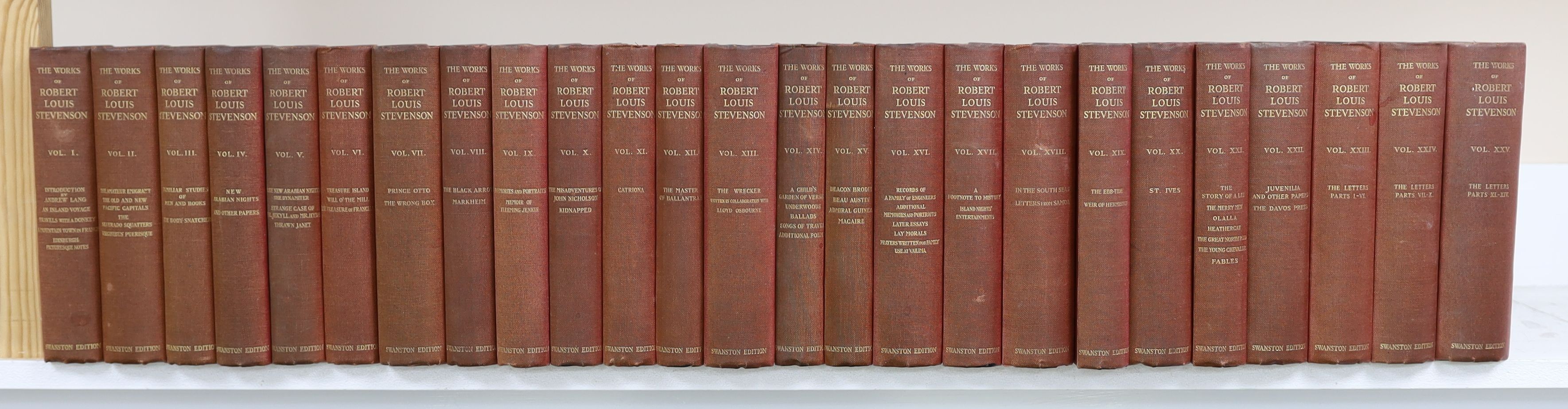 ° ° Stevenson, R.L. - The Works, introduction by Andrew Lang, 25 vol., Swanston edition, number 1565