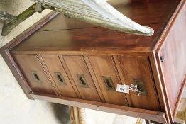 A mahogany and beech five drawer chest, with locking bar, with 43cm depth 70cm height 107cm