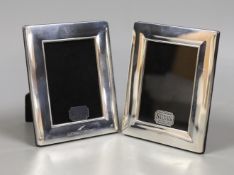 Two modern silver mounted 'Concorde' commemorative photograph frames, 11.9cm, in original boxes.