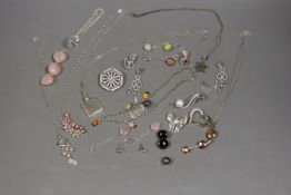 Assorted modern jewellery including four 925, paua shell, freshwater pear and CZ brooches, three