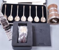 A cased set of eight George VI silver 'The Salisbury Seal Top' coffee spoons, J. Sidney Rumbridge,