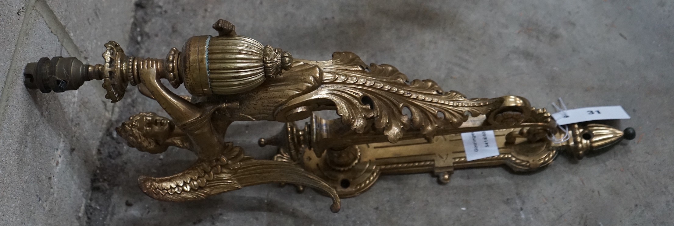 A brass single caryatid wall light, height 50cm**CONDITION REPORT**PLEASE NOTE:- Prospective - Image 4 of 4