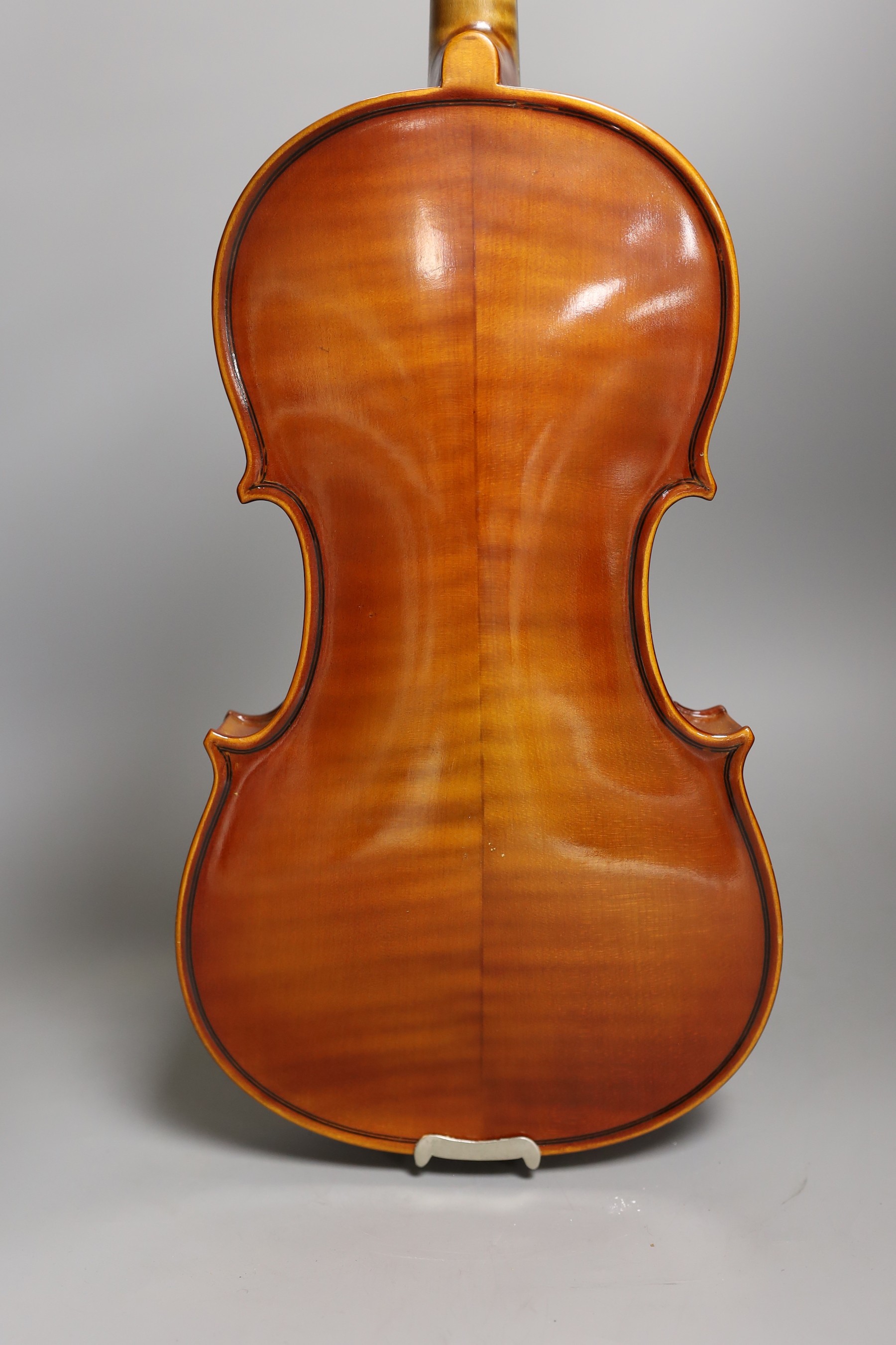 A cased child's violin and bow with ivorine tip, violin 55cms long, - Image 6 of 10