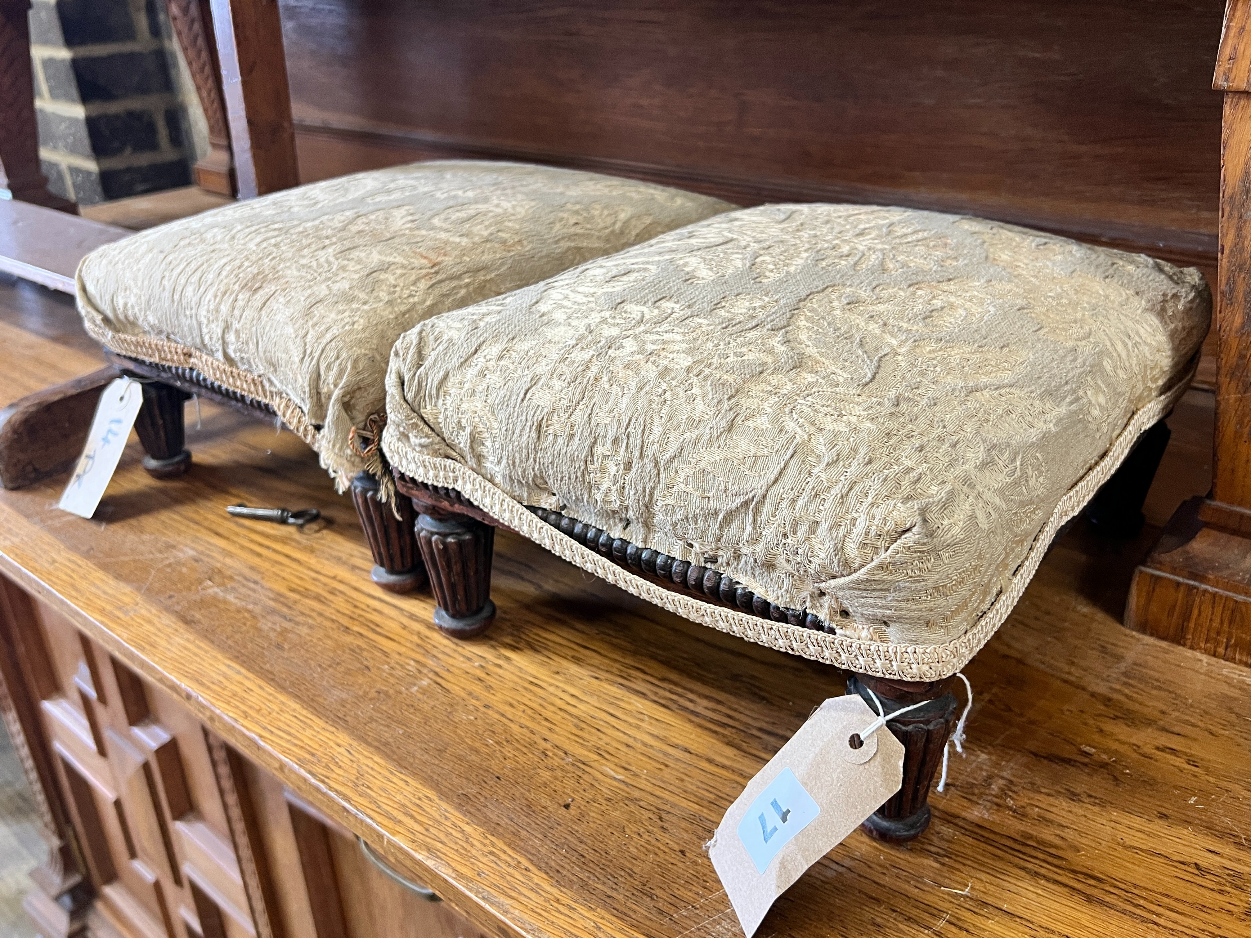 A pair of Victorian mahogany footstools, width 32cm, height 15cm - Image 3 of 3