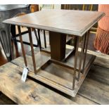 An Edwardian oak table top revolving bookcase, width 37cm, height 31cm