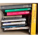 ° ° Six boxes of assorted books, mainly fine art reference and British history