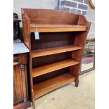 An Edwardian mahogany open bookcase, width 84cm, depth 23cm, height 122cm
