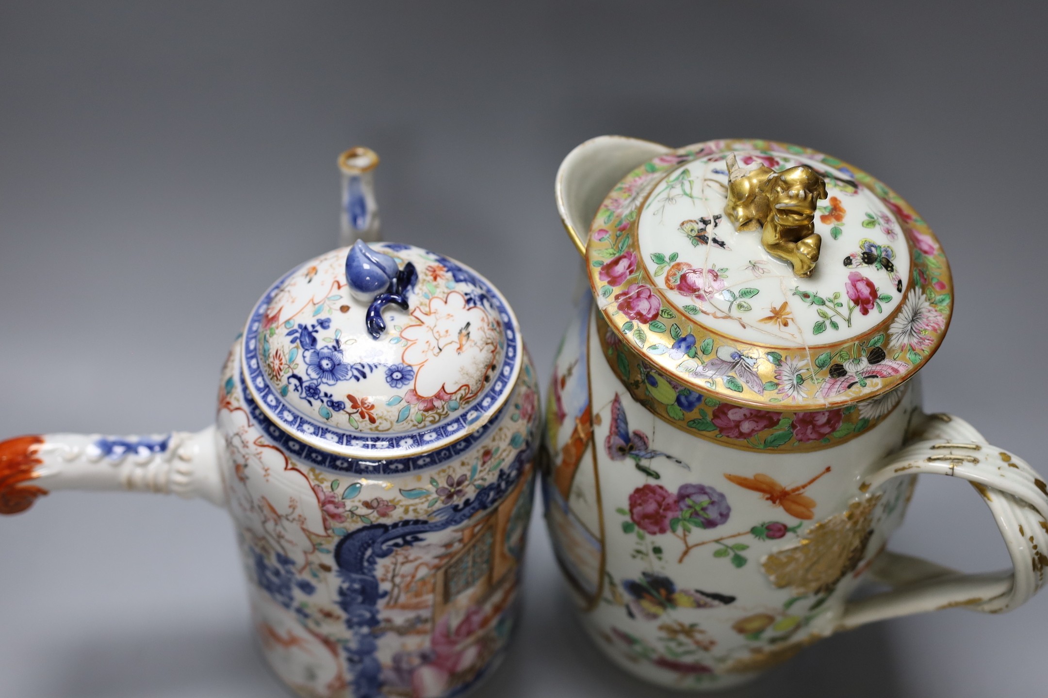 An 18th century Chinese export chocolate pot and cover, together with a Cantonese lidded jug, 26cm - Image 3 of 4