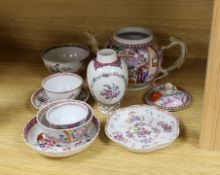 A selection of 18th century Chinese export wares, to include a teapot, tea bowls, saucers etc., some