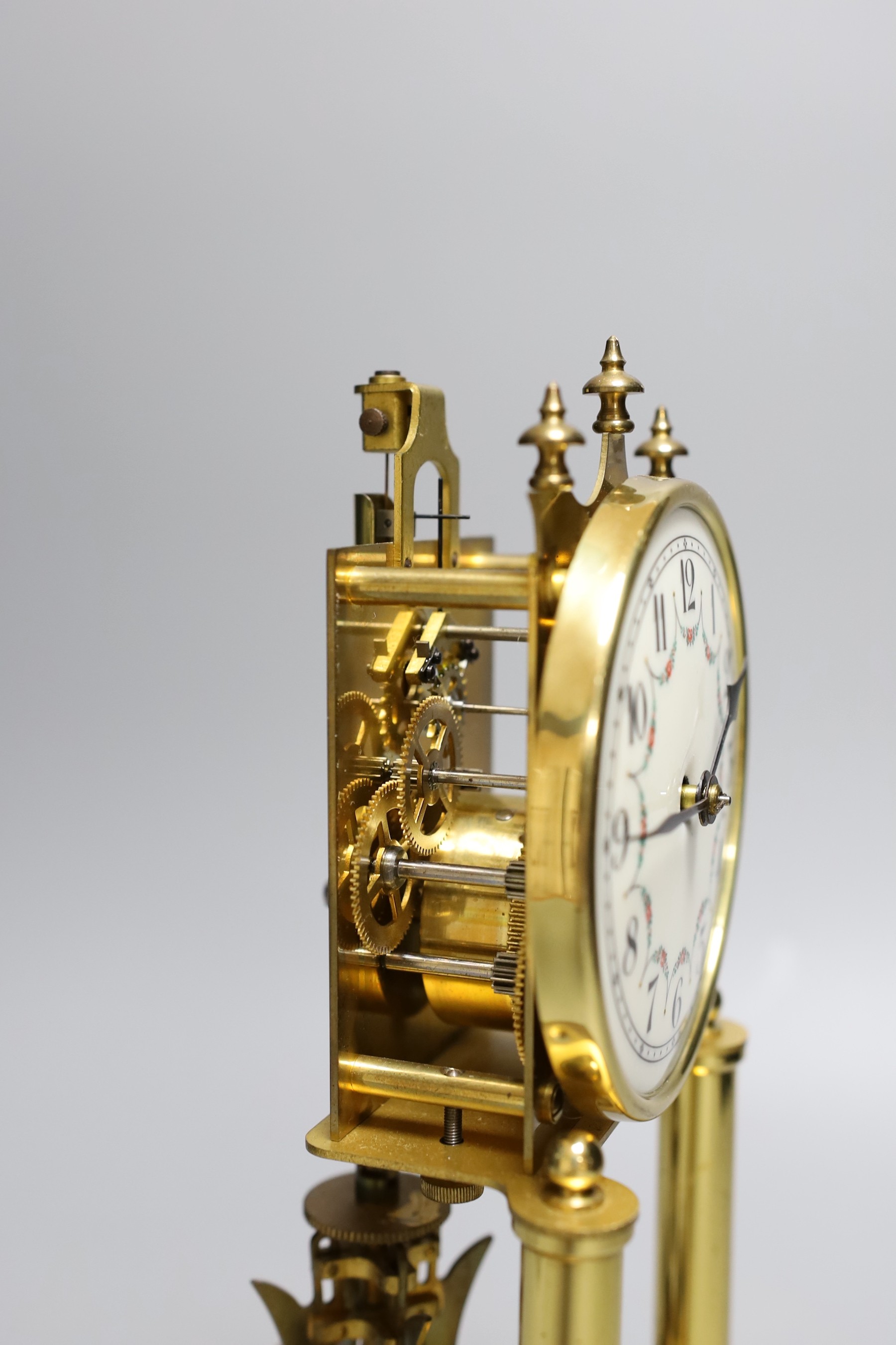 A German 400 day brass mantel timepiece, under a glass dome, 30cm total height - Image 2 of 4